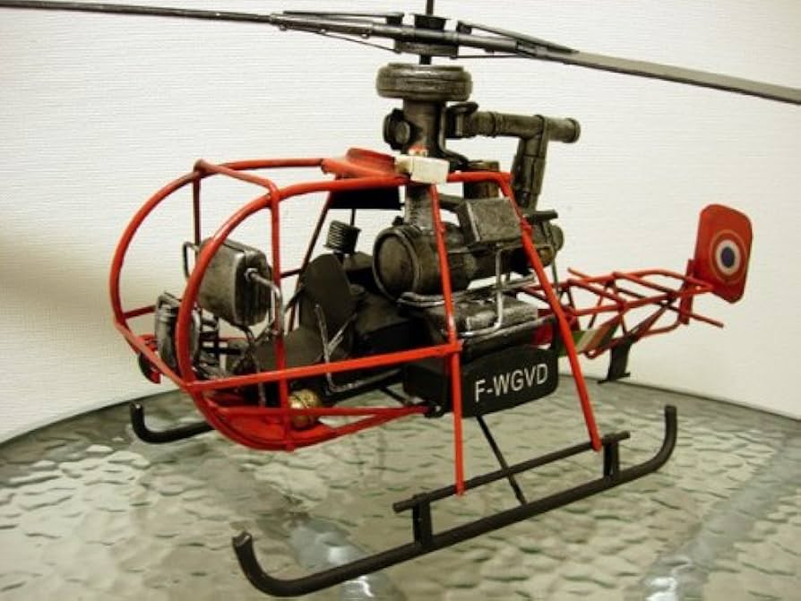 Amazon.co.jp: ブリキのおもちゃ レトロヘリコプター : Hobbies