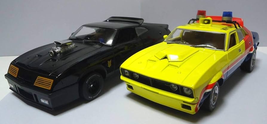 Amazon | 未開封2台セットグリーンライトGreenlight1/18 マッド