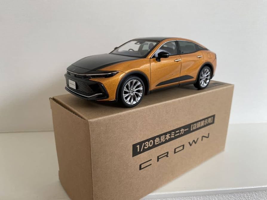 Amazon | トヨタ 新型 クラウン クロスオーバー ミニカー 130 2YA