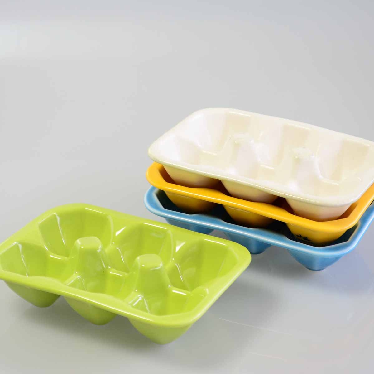 Amazon.co.jp: 陶器製エッグホルダー（卵6個用） : ホーム＆キッチン