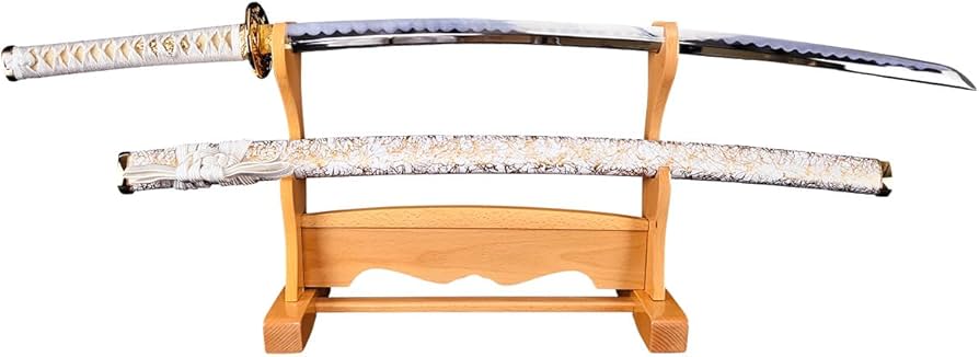 Amazon.co.jp: しのびや 模造刀 白金雲 大刀 (刀・鞘・刀拭クロス