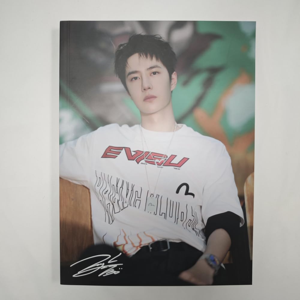 Amazon.co.jp: Opera Troupe 王一博 YIBO ワンイーボー 写真集 No.2