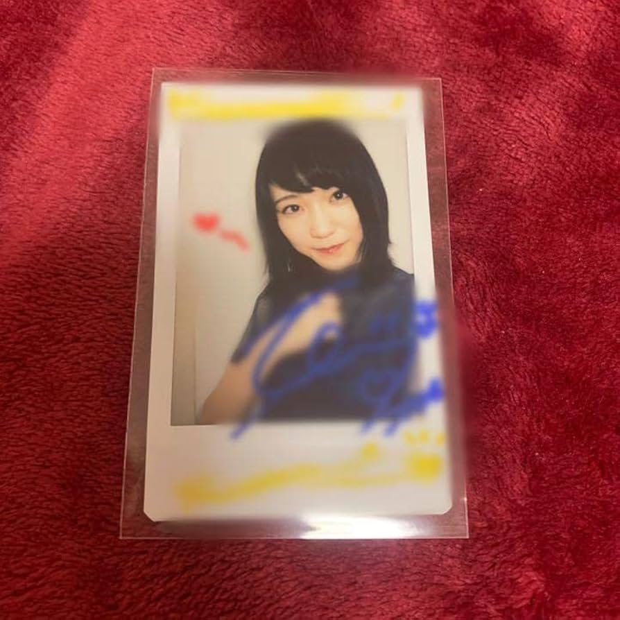 Amazon.co.jp: イコラブ 野口衣織 チェキ 直筆 コメントあり : おもちゃ