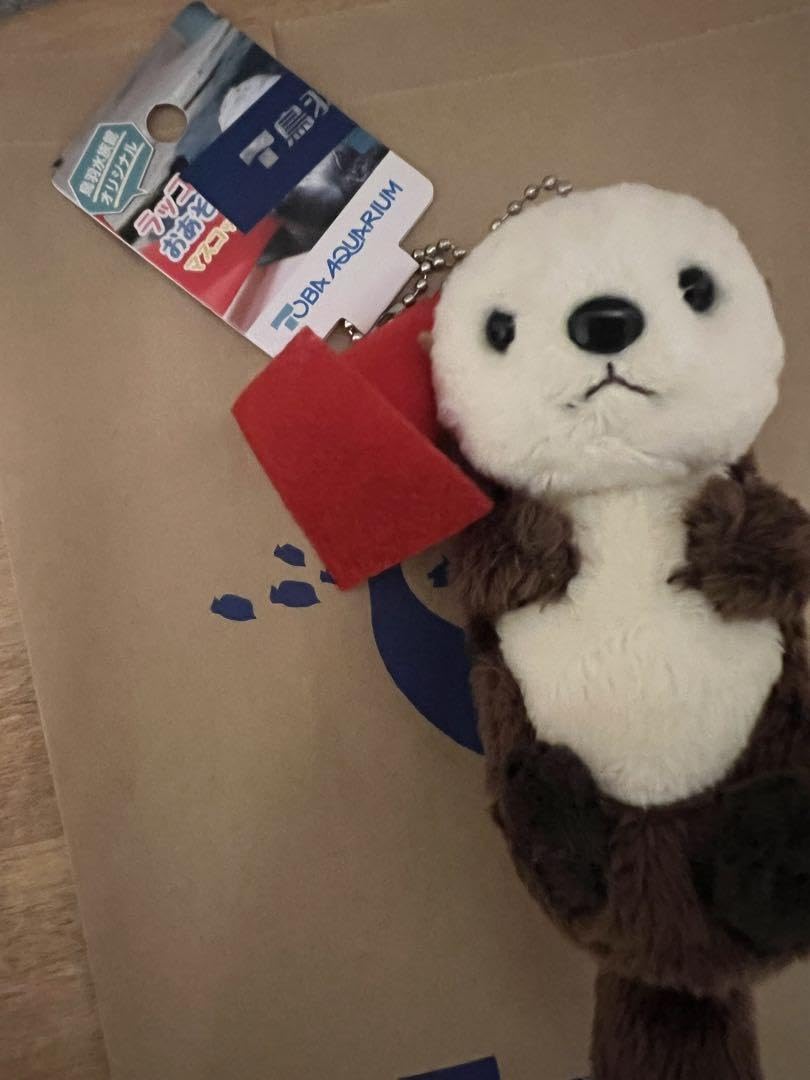 Amazon.co.jp: 鳥羽水族館 ラッコ キラメイ ぬいぐるみキーホルダー