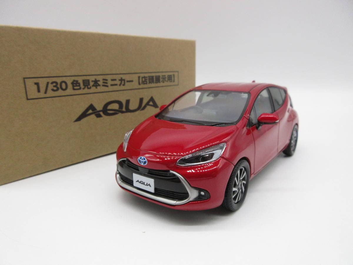 Amazon | 1/30 トヨタ 新型アクア AQUA カラーサンプル ミニカー