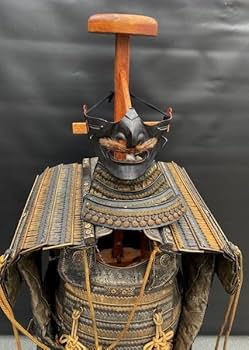 Amazon.co.jp: § 時代甲冑 旧家蔵出し 等身大 一式 鉄地胴 戦国武将