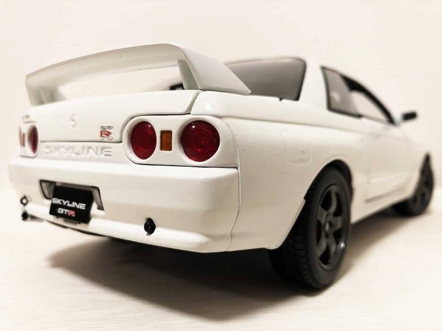Amazon | Kyosho京商/Nissan日産 Skylineスカイライン GT-R(R32)白