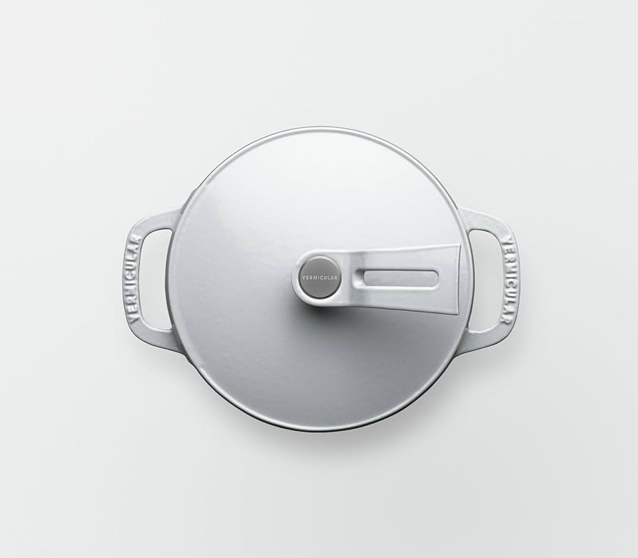 Amazon.co.jp: バーミキュラ 鋳物ホーロー鍋 MINI 14cm オイスター