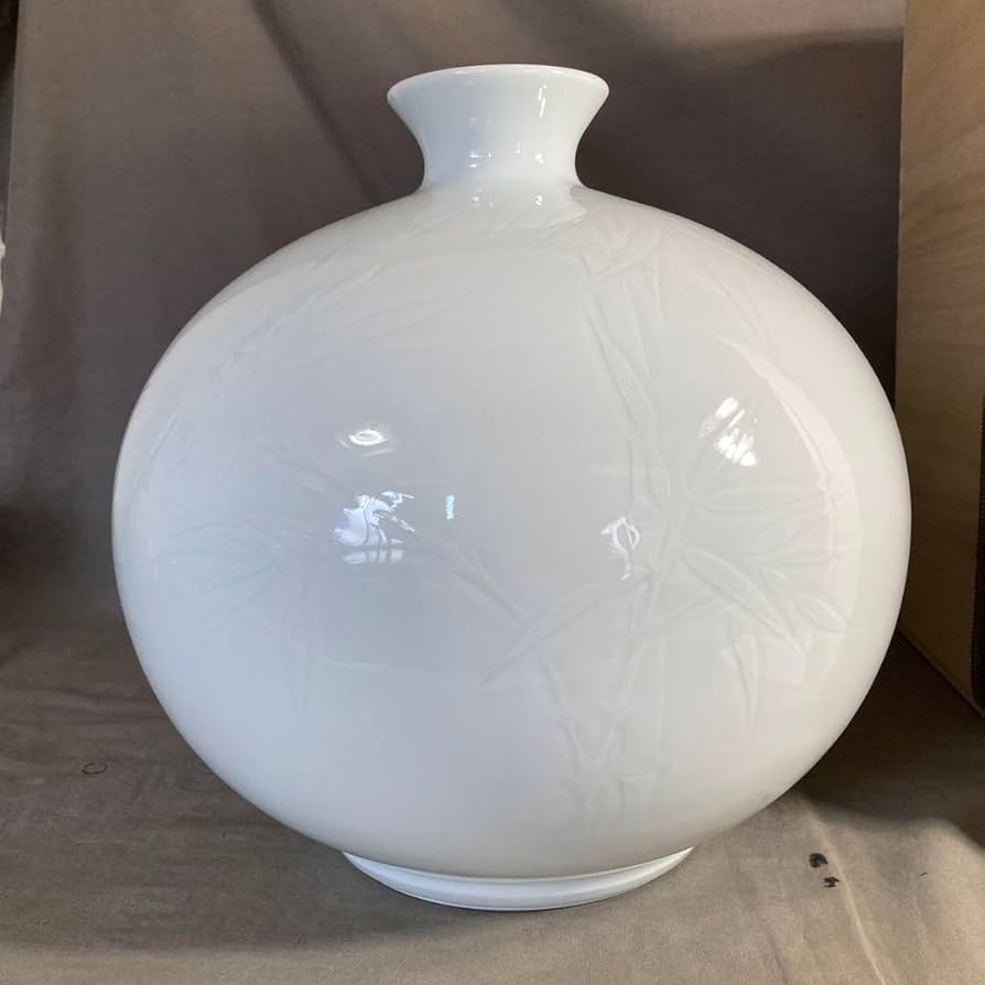 Amazon.co.jp: 井上萬二白磁の伝統 日本の名窯 人間国宝 井上萬二作