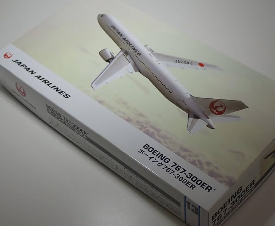 Amazon | 1/200 日本航空 ボーイング 767-300【ハセガワ 10713