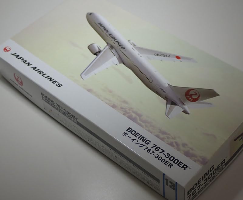 Amazon | 1/200 日本航空 ボーイング 767-300【ハセガワ 10713