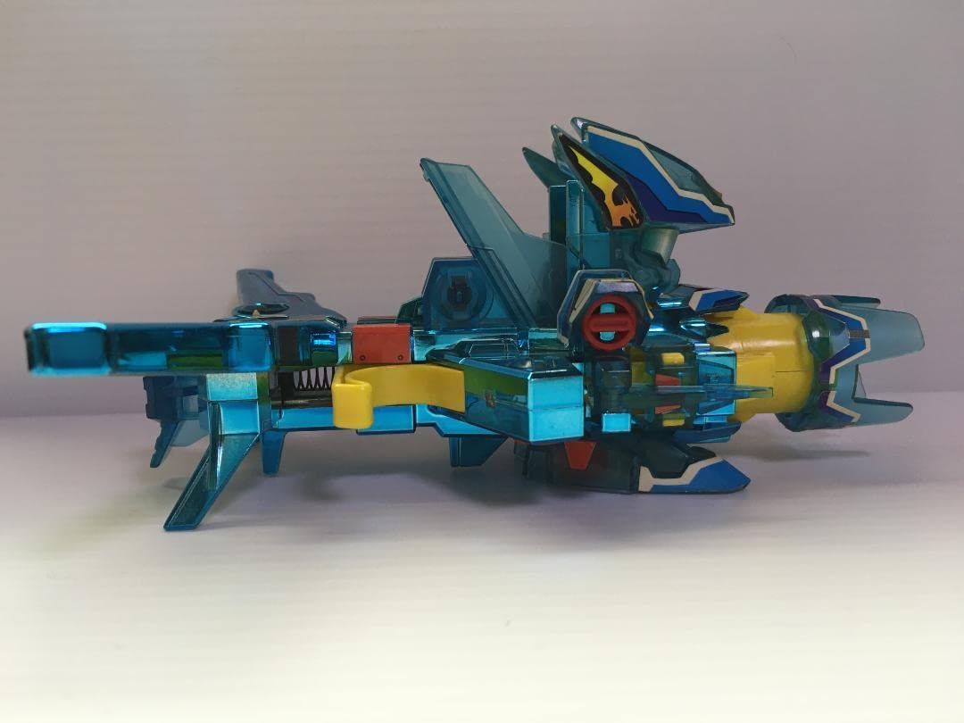 Amazon.co.jp: フラッシュワイバーン 限定カラー ビーダマン : おもちゃ