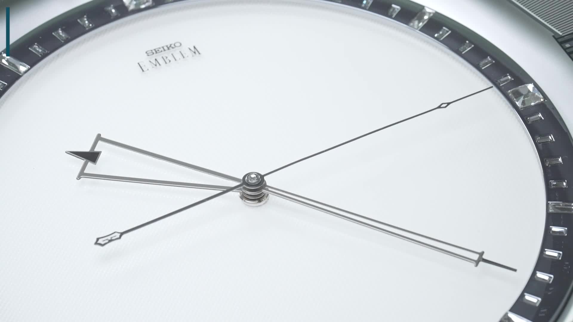 Amazon.co.jp: セイコークロック 掛時計 銀色メタリック 368×368×56mm