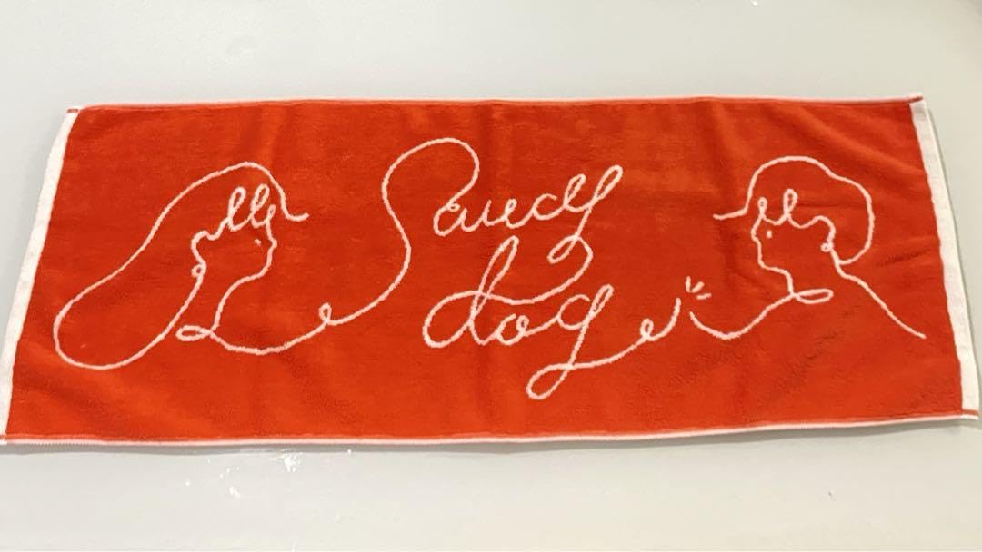 Amazon.co.jp: サウシードッグ ライブ タオル 赤 白 Saucy Dog