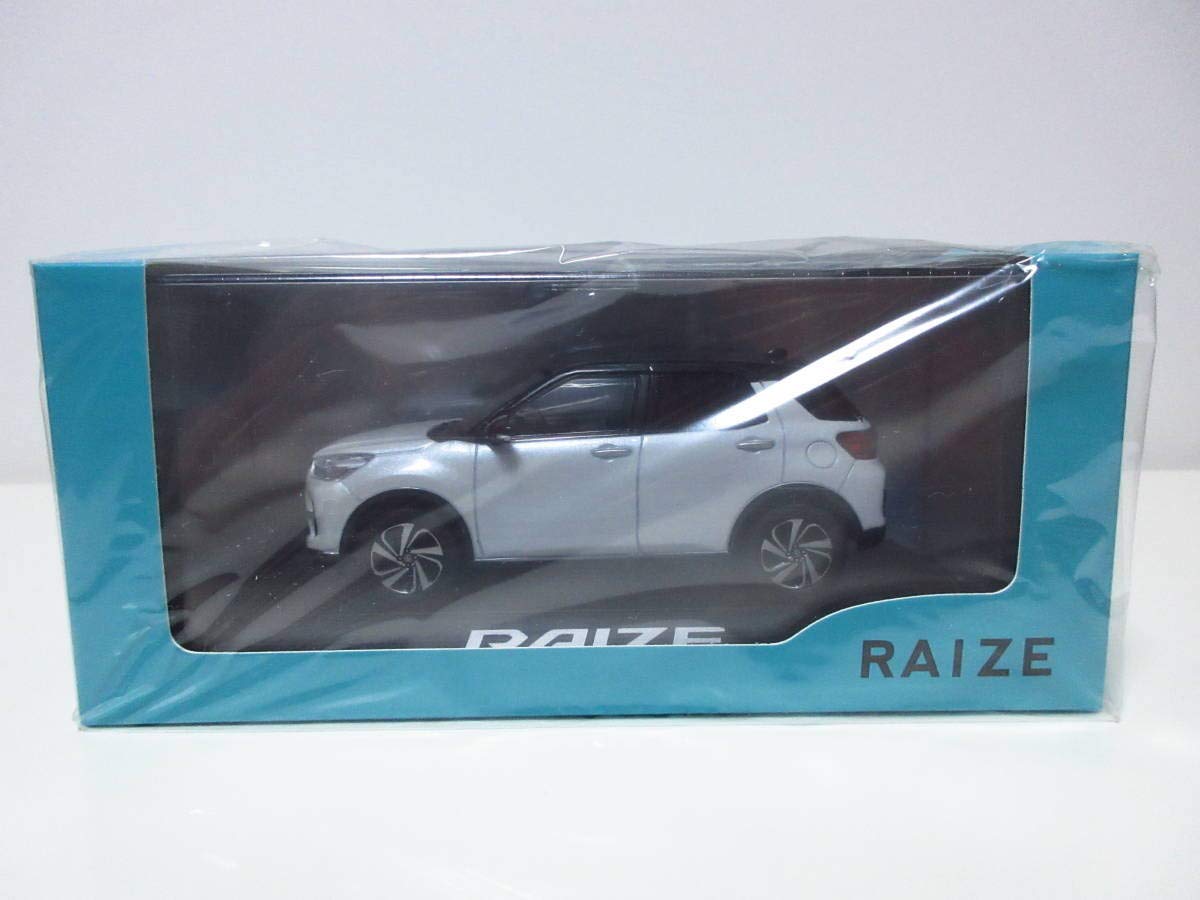 Amazon | 1/30 トヨタ 新型ライズ RAIZE ダイハツ ロッキー OEM 非売品