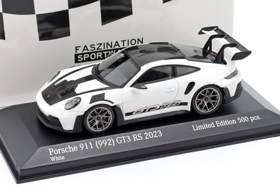 Amazon.co.jp: ミニチャンプス 1/43 ポルシェ 911 992 GT3 RS 2023 500