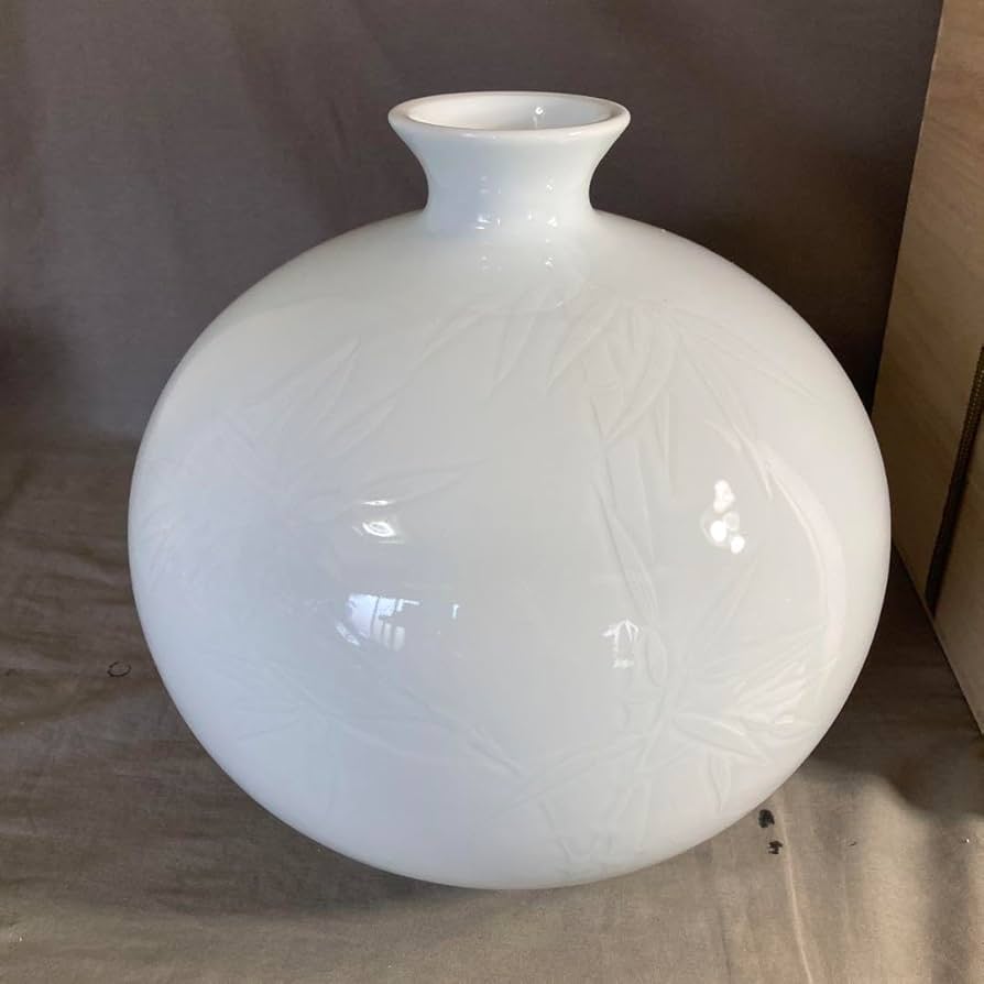 Amazon.co.jp: 井上萬二白磁の伝統 日本の名窯 人間国宝 井上萬二作