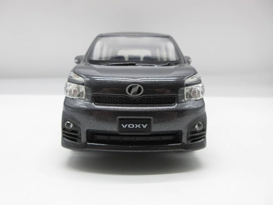 Amazon | 1/24 ミニカー ヴォクシー VOXY 70系 後期 非売品 カラー