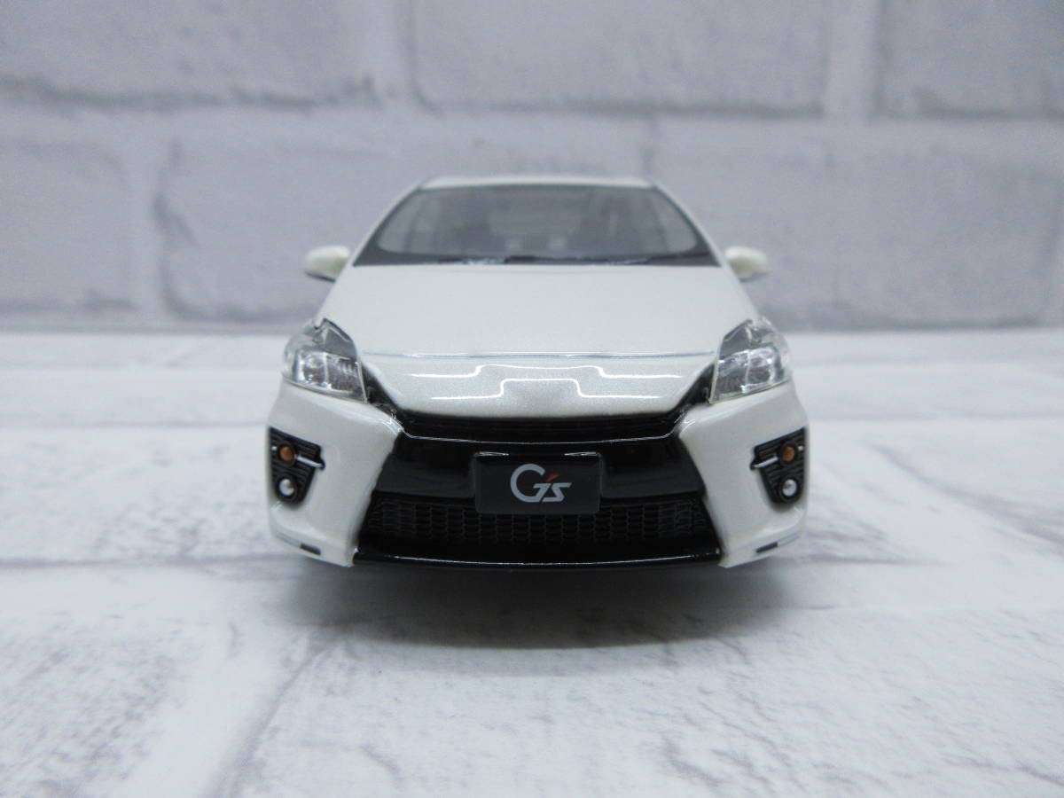 Amazon | ミニカー 1/30 トヨタ プリウス G's ホワイトパール