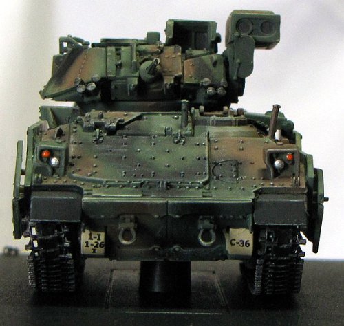 Amazon | ドラゴンアーマー 1/72 完成品 60034 アメリカ陸軍歩兵戦闘車