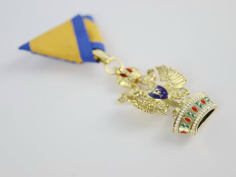 Amazon.co.jp: オーストリア軍 鉄冠勲章 三級 3rd Class : スポーツ