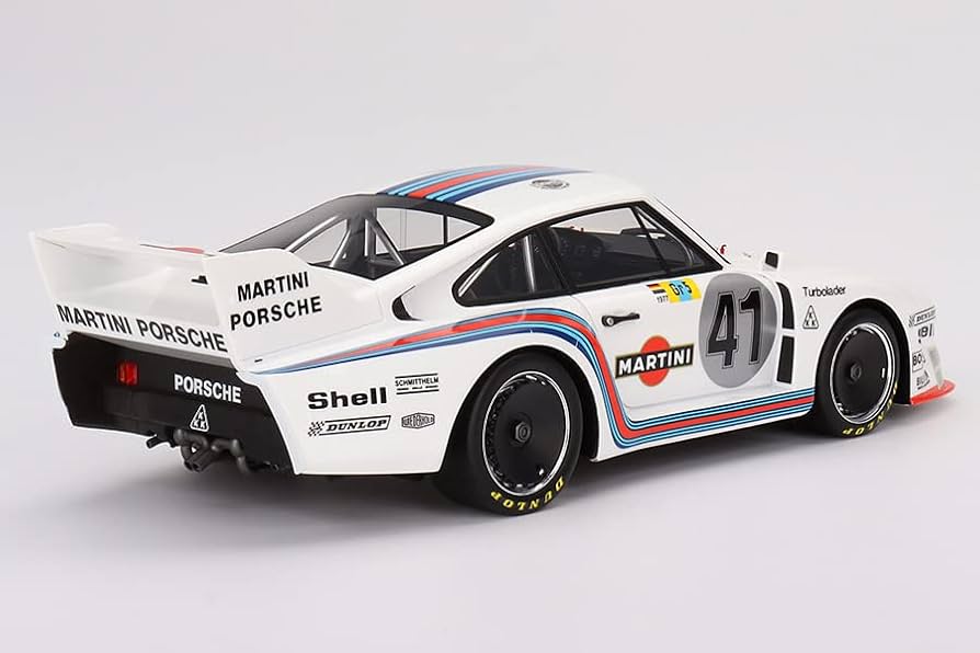 Amazon.com: TrueScale Miniatures TOP Speed 1/18 Porsche 935/77 24