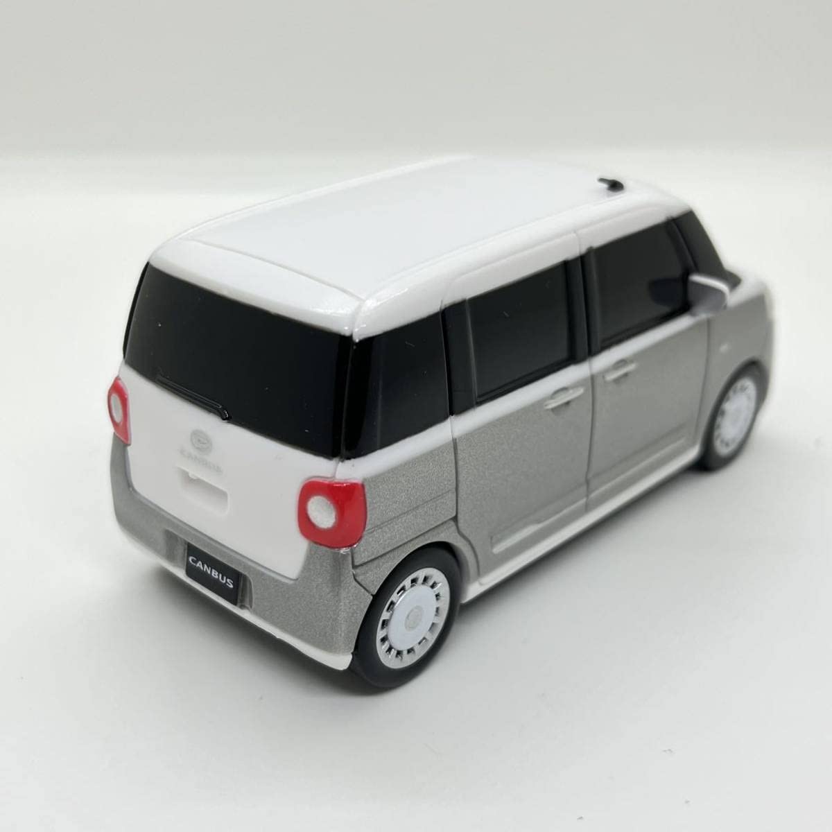 Amazon | 新型 ダイハツ ムーヴキャンバス CANBUS 1/32 プルバックカー