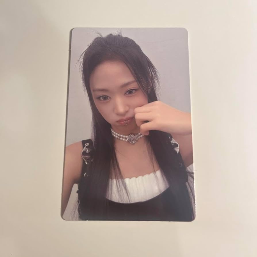 Amazon.co.jp: babymonster アヒョン トレカ 特典 weverse : おもちゃ