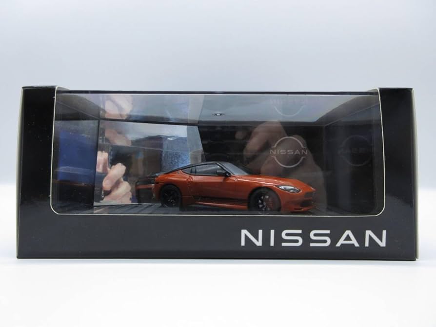 Amazon | 1/43 日産 NISSAN ディーラー特注 ミニカー フェアレディZ