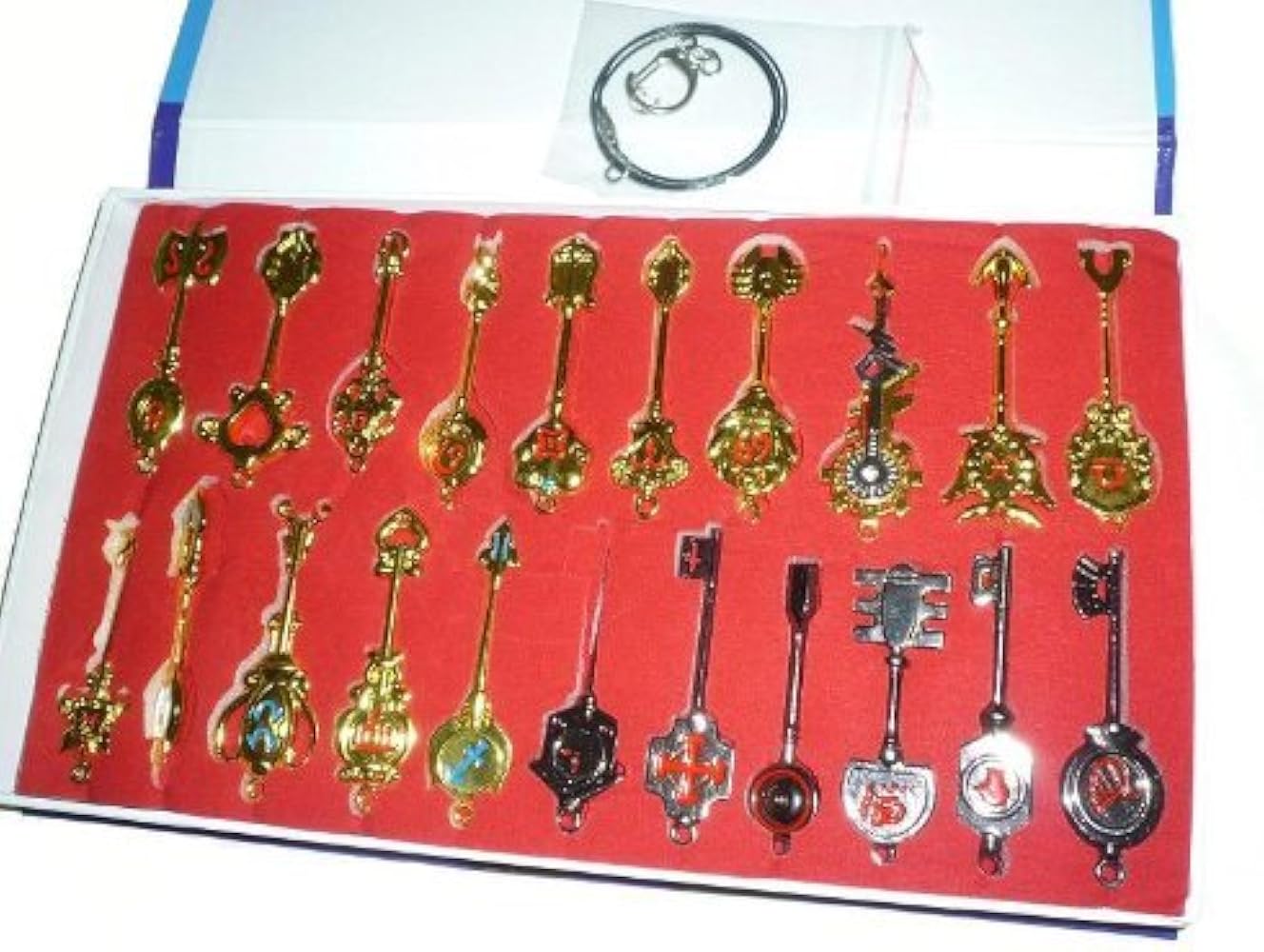 Amazon.co.jp: フェアリーテイル ルーシィ 星霊の鍵 21本 セット