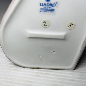 Amazon.co.jp: LLADRO おやすみ前のご本No.5457 スペイン陶磁器 少女