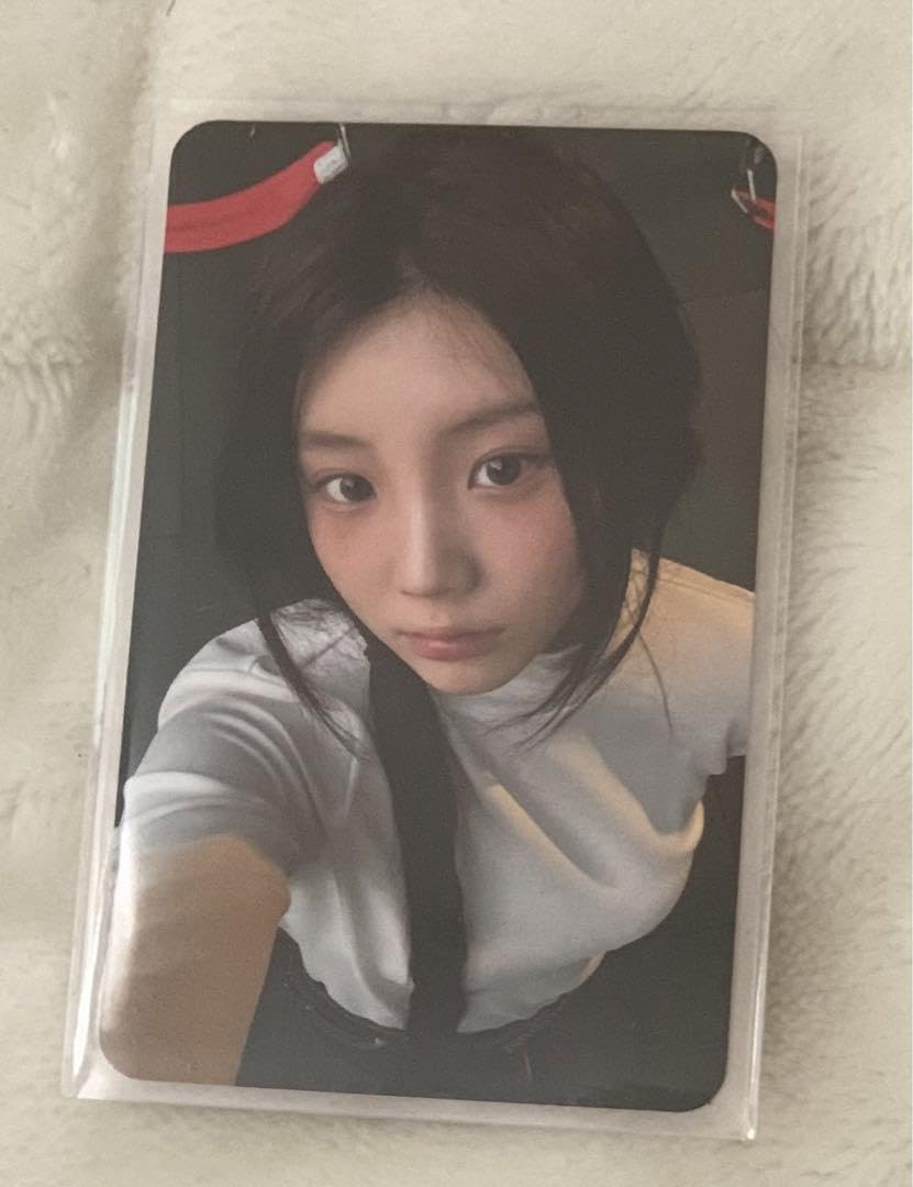 Amazon.co.jp: ILLIT アイリットウォンヒ super real me トレカ : おもちゃ