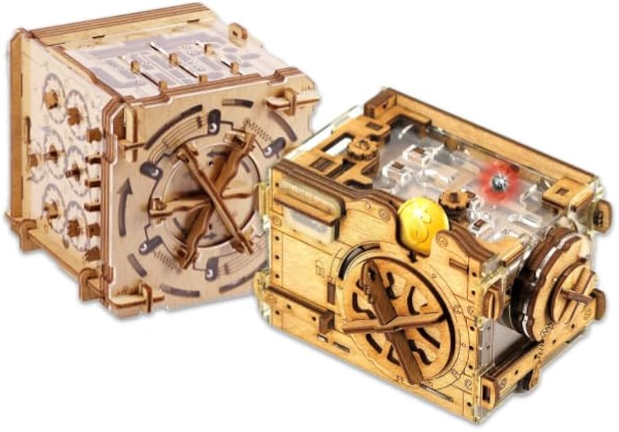 Amazon.com: iDventure A-Maze-ing Safe and Cambridge Labyrinth