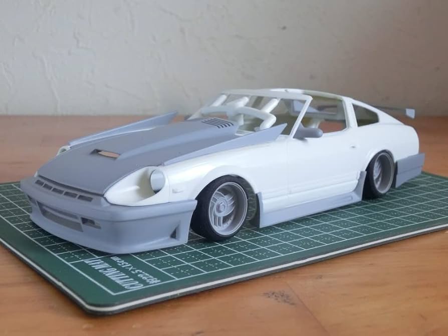 Amazon.co.jp: 124 オリジナル タミヤ S130 280ZX 総会長仕様 フル