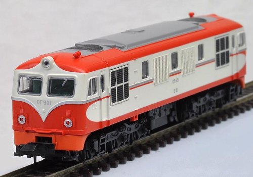 DF90 1号機 入線しました。MICROACE A8203 | NGaugeJP - 横濱模型