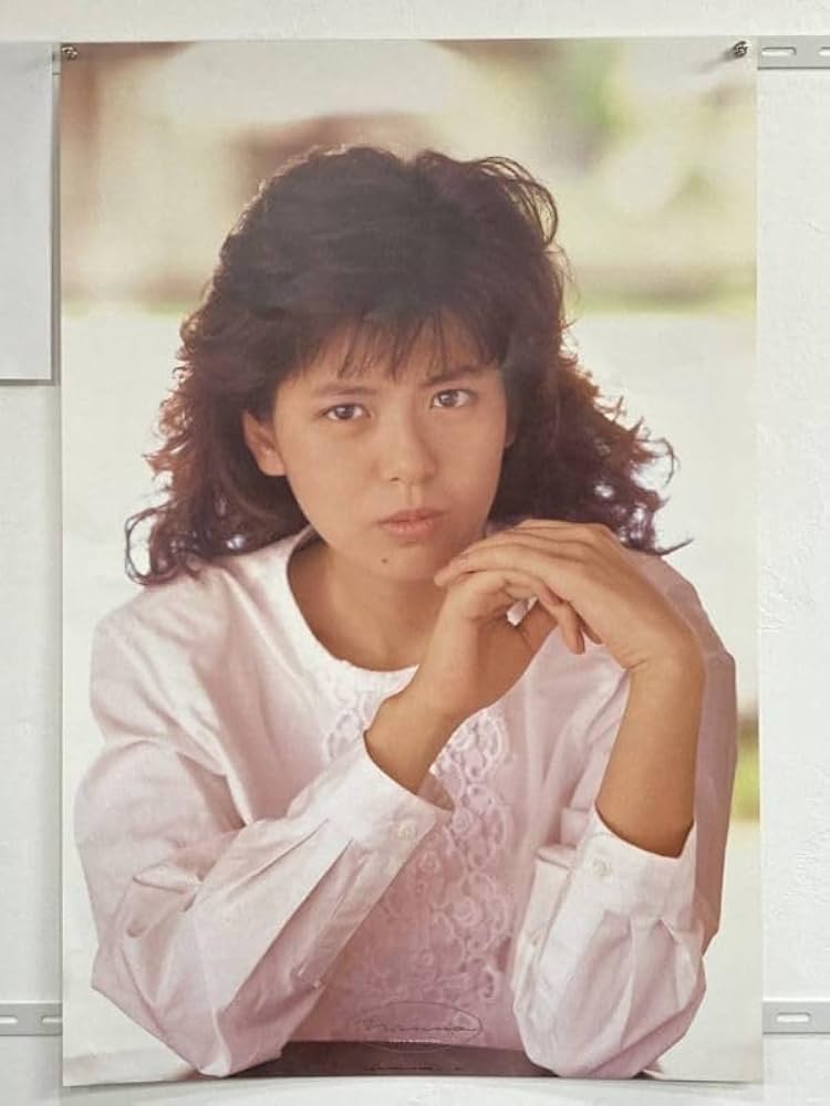 Amazon.co.jp: P02-12 / 南野陽子 ポスター 約91.2㎝×61㎝ : おもちゃ