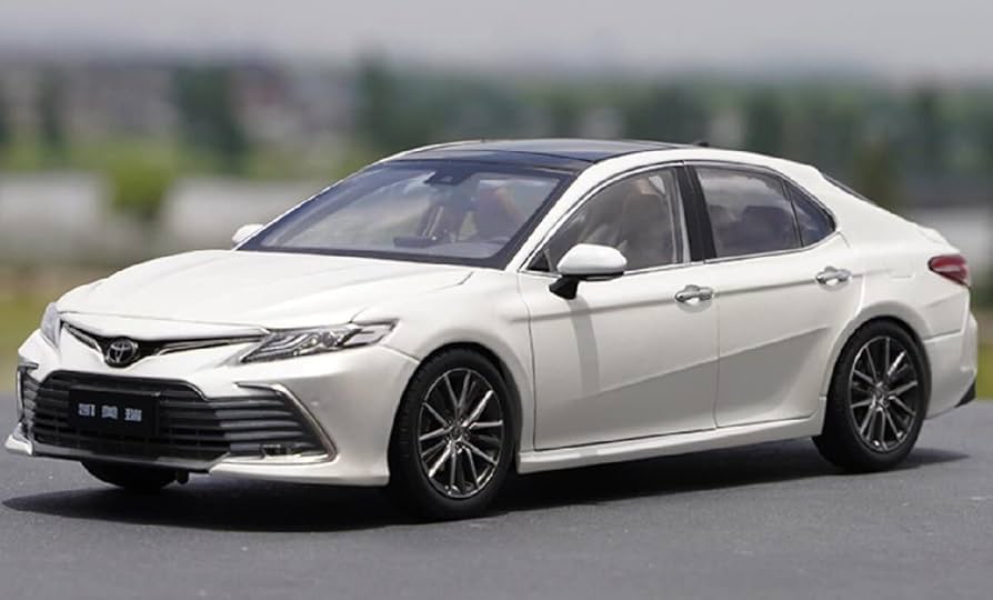 Amazon | △Toyota特注！1/18 ミニカー カムリ CAMRY 2021 Sport 白