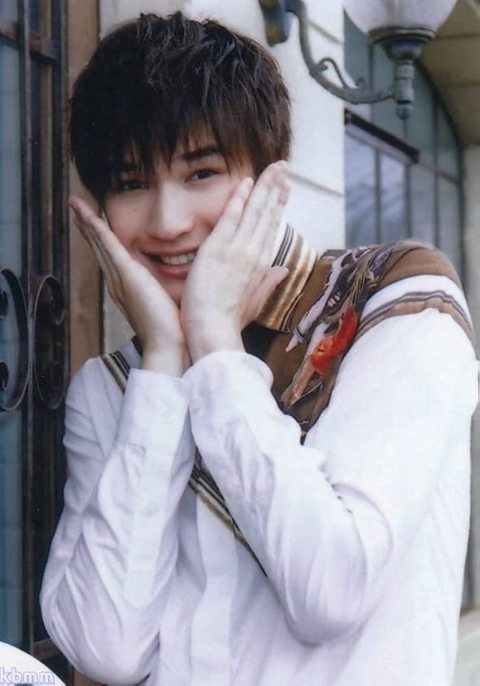 Amazon.co.jp: Six TONES mini公式写真(ジェシー)5枚セット（L判の半分