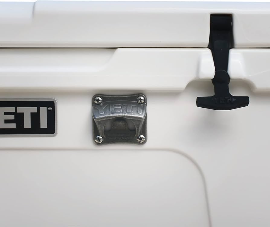 Amazon | YETI 壁またはクーラーマウント 栓抜き | YETI | 栓抜き 通販