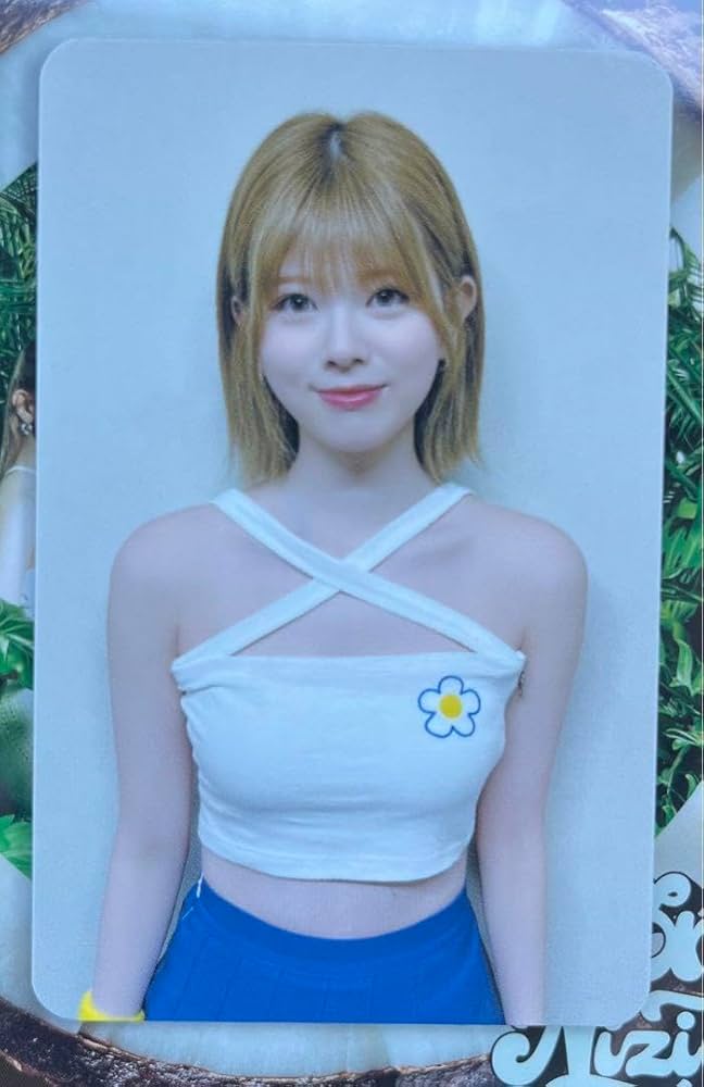 Amazon.co.jp: NiziU リク フォトカード 会場限定トレカ X : おもちゃ