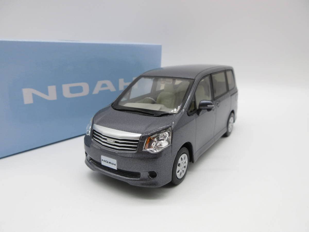 Amazon | 1/30 トヨタ ノア NOAH 70系 後期 非売品 カラーサンプル