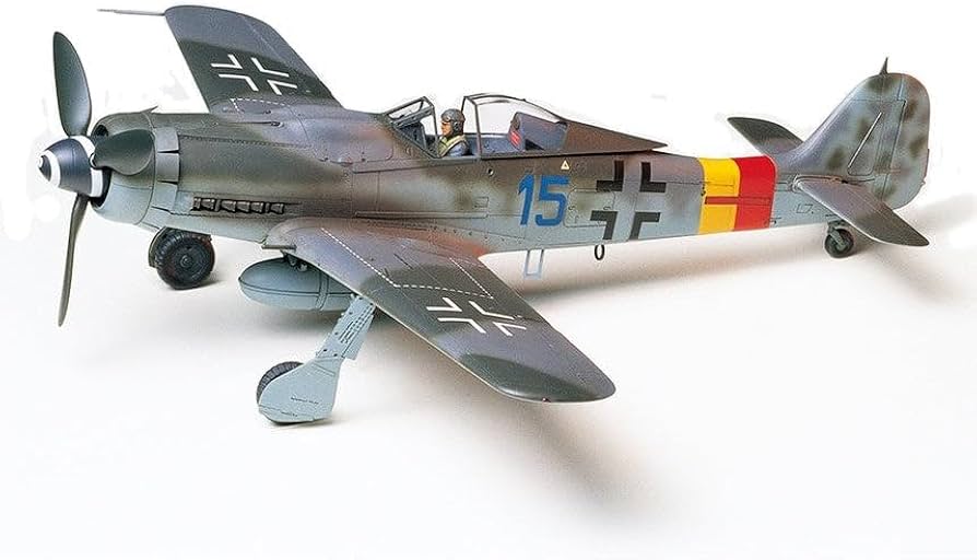 Amazon.co.jp: タミヤ 1/48 傑作機シリーズ No.41 ドイツ空軍