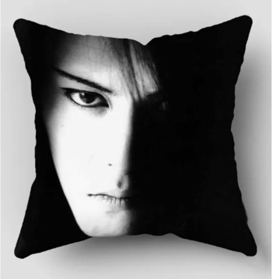 Amazon.co.jp: ノーブランド品櫻井敦司片面クッションカバー-TICK