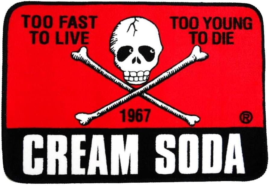 Amazon｜CREAM SODA 角ドクロ フロアマット マット ☆ クリームソーダ