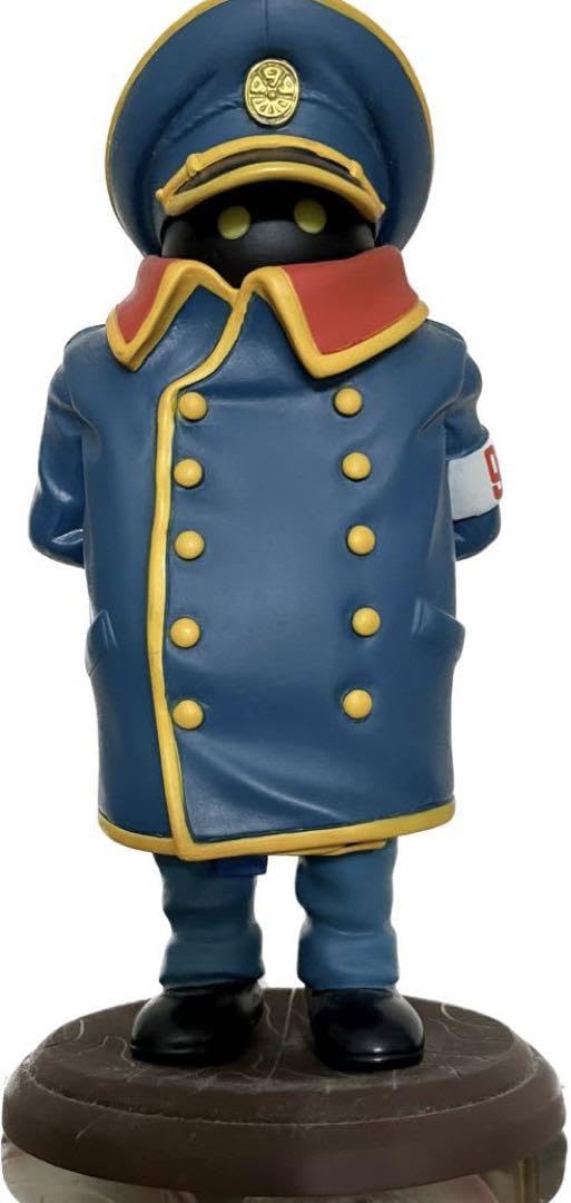 Amazon.co.jp: 銀河鉄道999 車掌 目が光る フィギュア 松本零士 : おもちゃ