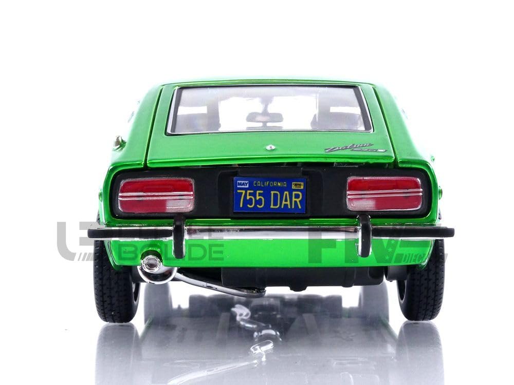 Datsun 240Z 1971 - 1:18 - Maisto : Amazon.ca: Toys & Games