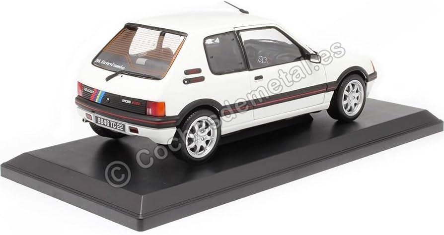 Amazon.co.jp: ノレブ 1/18 プジョー 205 GTi 1.9 1989 メイジュ