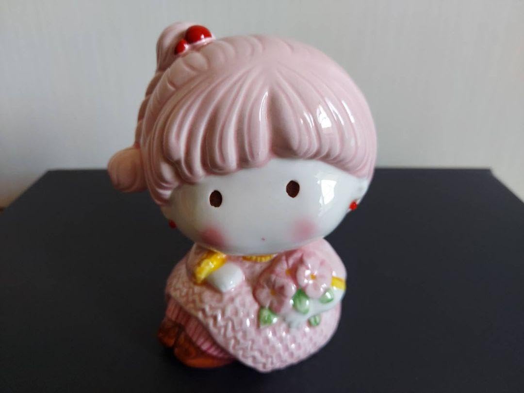 Amazon.co.jp: 昭和レトロ コトブキ 陶器貯金箱 女の子 : ホビー