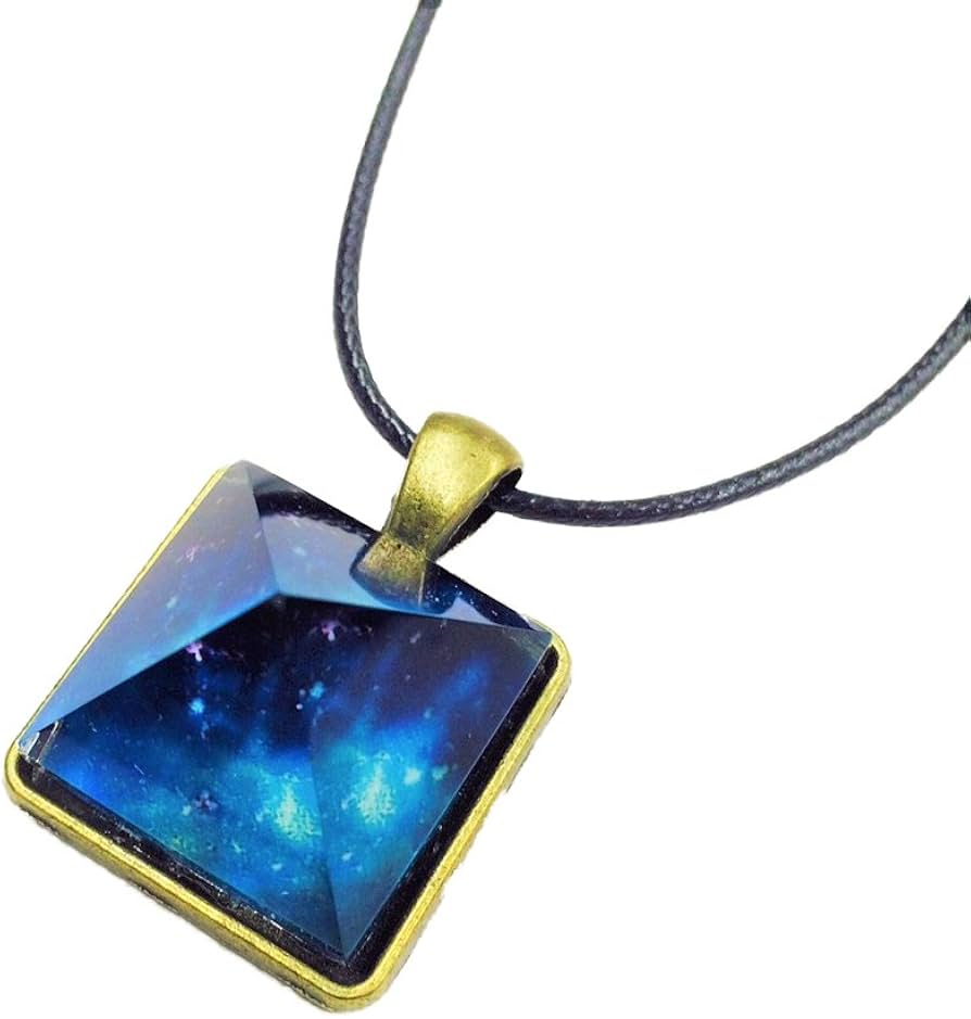 Amazon | パワーストーン ペンダント ネックレス 夜光石 蓄光