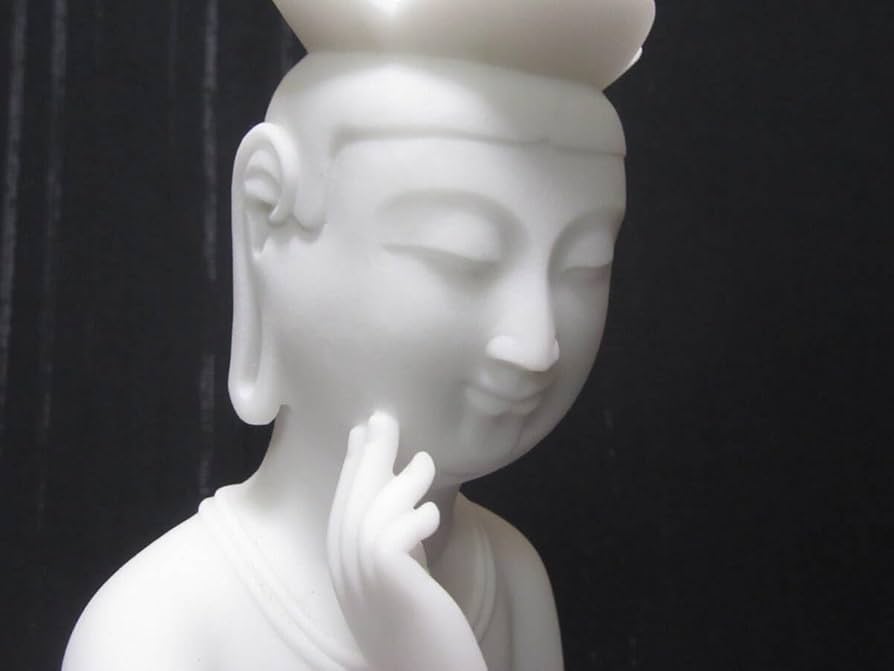 Amazon｜【価格】弥勒菩薩半跏像（大理石）高さ30cm重さ3.6kgケース